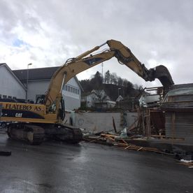 Illustrasjon av nedriving av hus